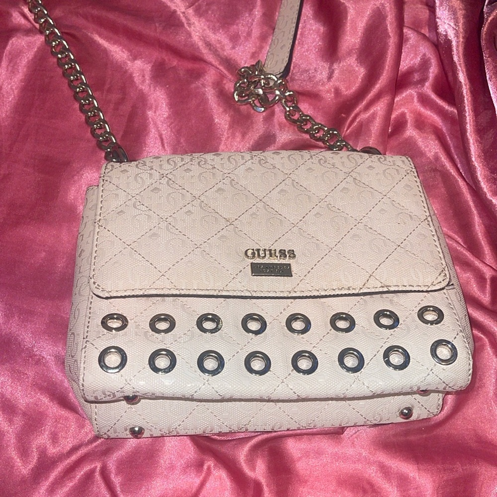 Light pink guess bag, lightly used some discoloration